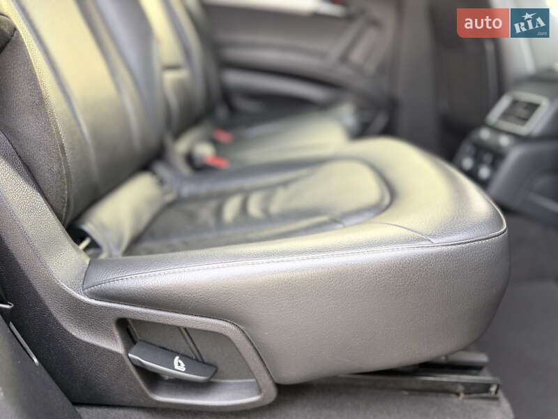 Внедорожник / Кроссовер Audi Q7 2012 в Владимире