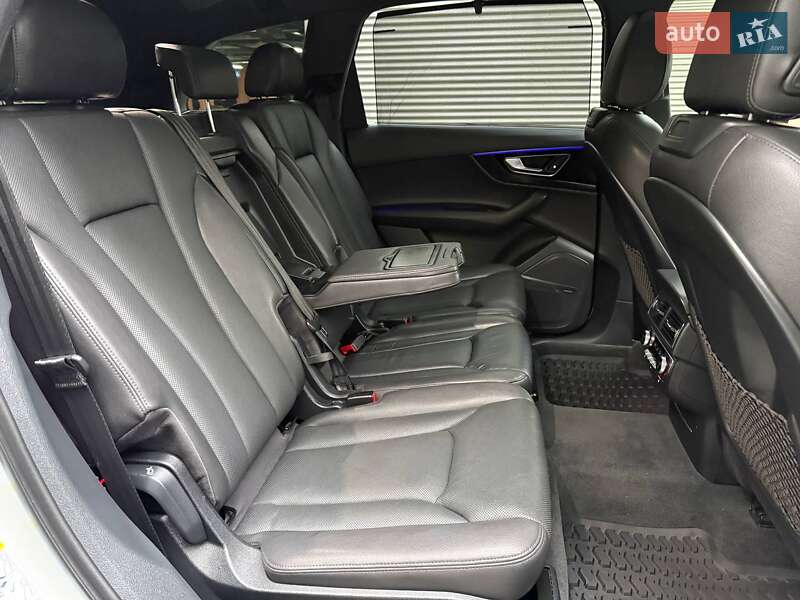 Внедорожник / Кроссовер Audi Q7 2016 в Киеве фото 14 Внедорожник / Кроссовер Audi Q7 2016 в Киеве