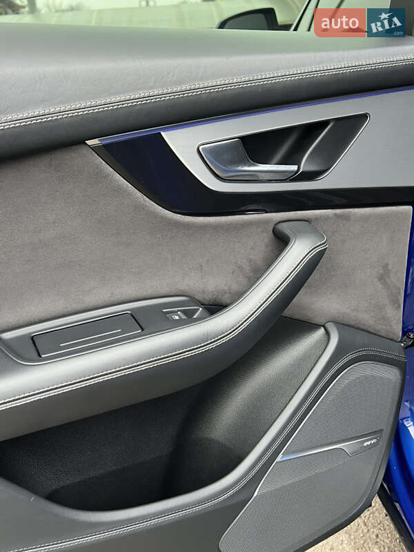 Позашляховик / Кросовер Audi Q7 2016 в Одесі