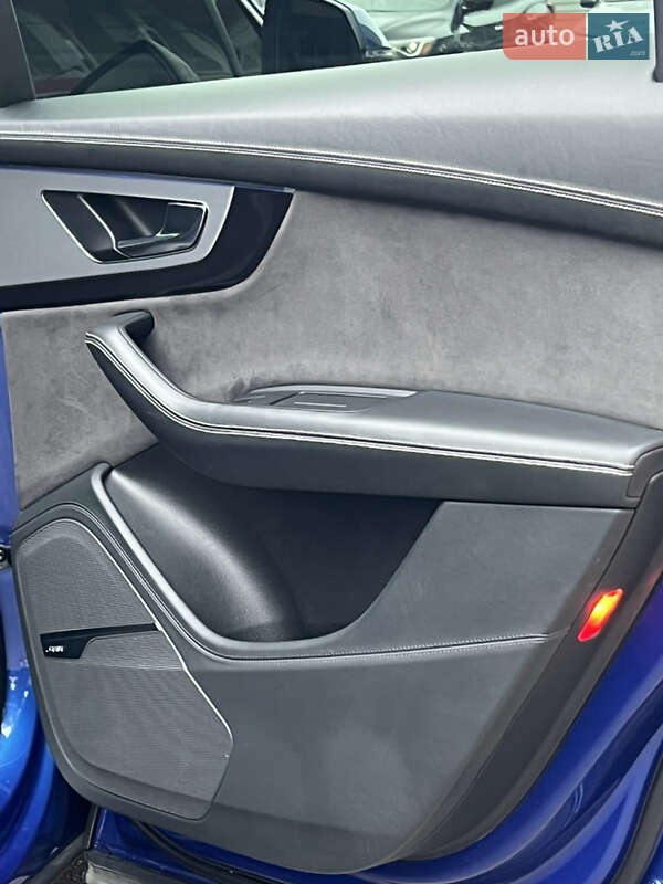 Позашляховик / Кросовер Audi Q7 2016 в Одесі