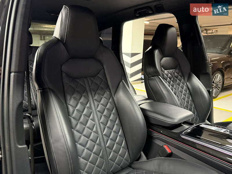 Внедорожник / Кроссовер Audi Q7 2024 в Киеве