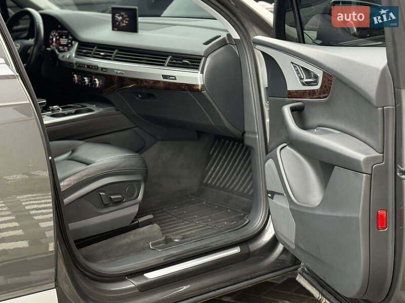 Внедорожник / Кроссовер Audi Q7 2019 в Белой Церкви фото 28 Внедорожник / Кроссовер Audi Q7 2019 в Белой Церкви