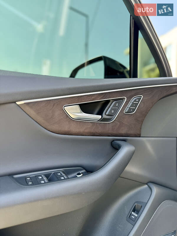 Внедорожник / Кроссовер Audi Q7 2020 в Ужгороде фото 18 Внедорожник / Кроссовер Audi Q7 2020 в Ужгороде