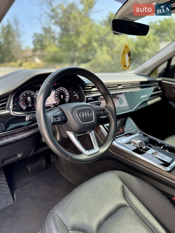 Внедорожник / Кроссовер Audi Q7 2020 в Ужгороде фото 22 Внедорожник / Кроссовер Audi Q7 2020 в Ужгороде