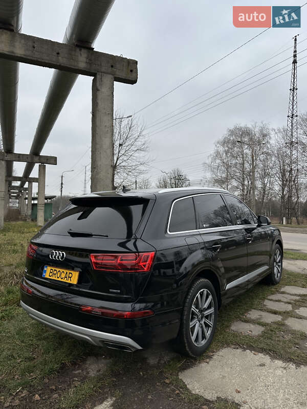 Внедорожник / Кроссовер Audi Q7 2019 в Луцке