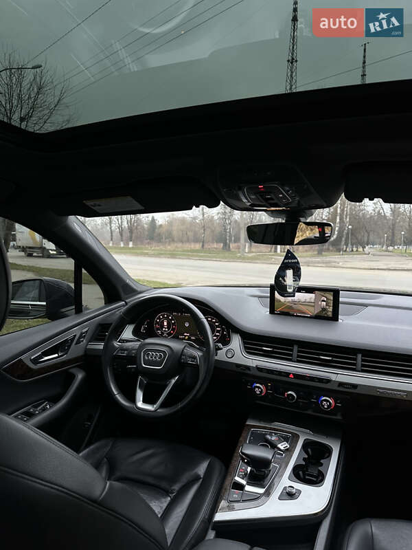 Внедорожник / Кроссовер Audi Q7 2019 в Луцке