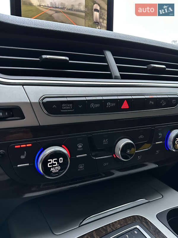 Внедорожник / Кроссовер Audi Q7 2019 в Луцке