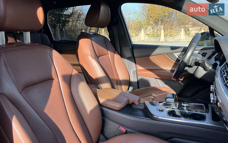 Внедорожник / Кроссовер Audi Q7 2016 в Львове