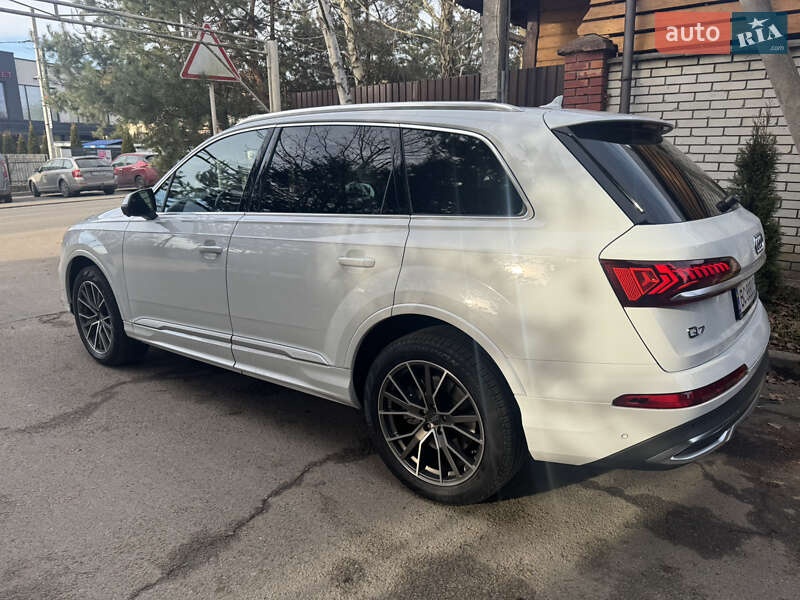 Внедорожник / Кроссовер Audi Q7 2021 в Львове фото 10 Внедорожник / Кроссовер Audi Q7 2021 в Львове