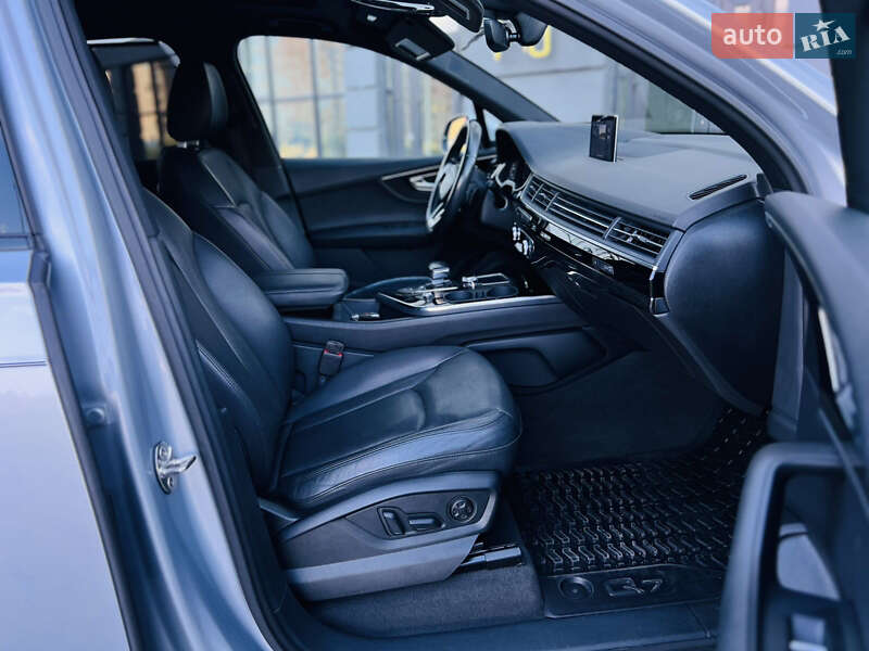 Внедорожник / Кроссовер Audi Q7 2017 в Ковеле