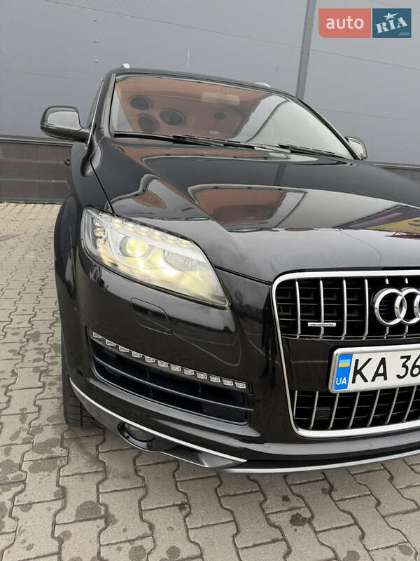 Внедорожник / Кроссовер Audi Q7 2011 в Киеве