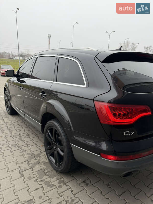Внедорожник / Кроссовер Audi Q7 2011 в Киеве