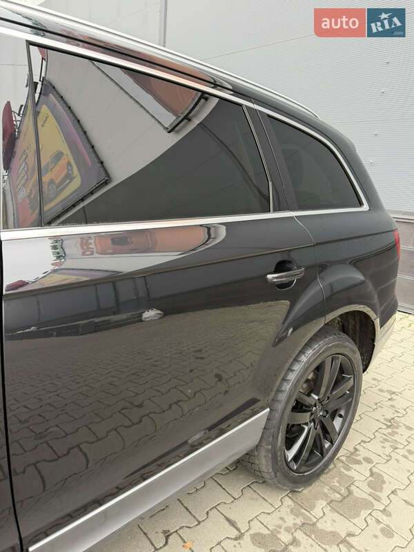 Внедорожник / Кроссовер Audi Q7 2011 в Киеве