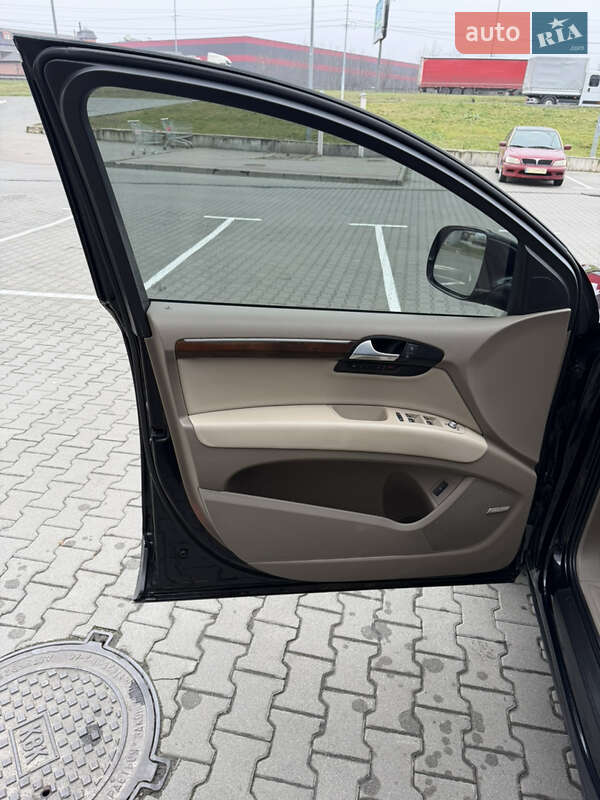 Внедорожник / Кроссовер Audi Q7 2011 в Киеве