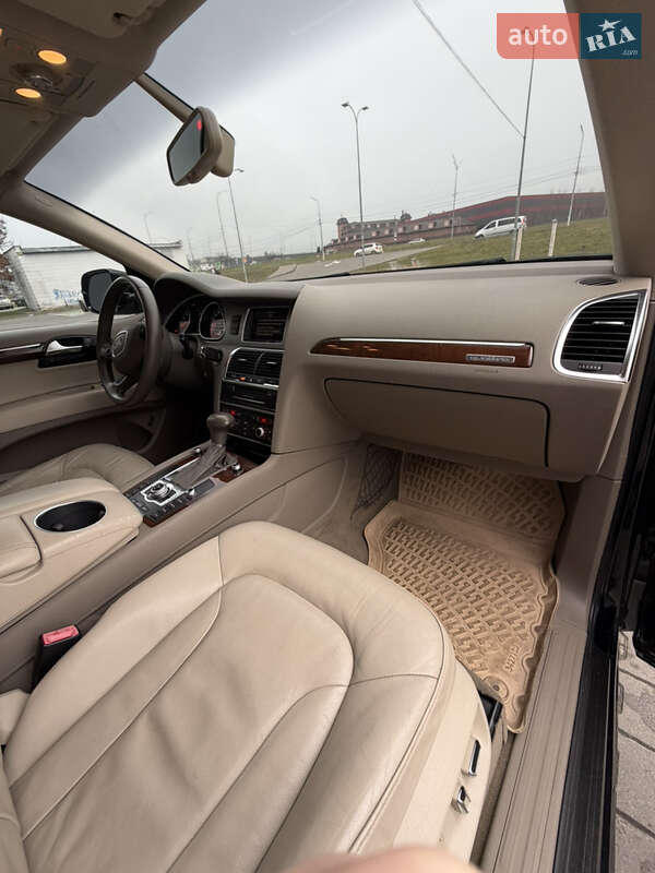 Внедорожник / Кроссовер Audi Q7 2011 в Киеве