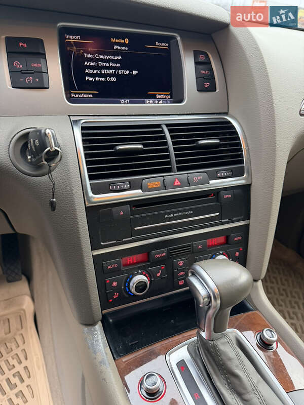 Внедорожник / Кроссовер Audi Q7 2011 в Киеве