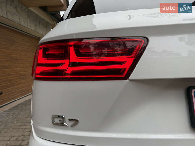 Внедорожник / Кроссовер Audi Q7 2017 в Львове фото 5 Внедорожник / Кроссовер Audi Q7 2017 в Львове