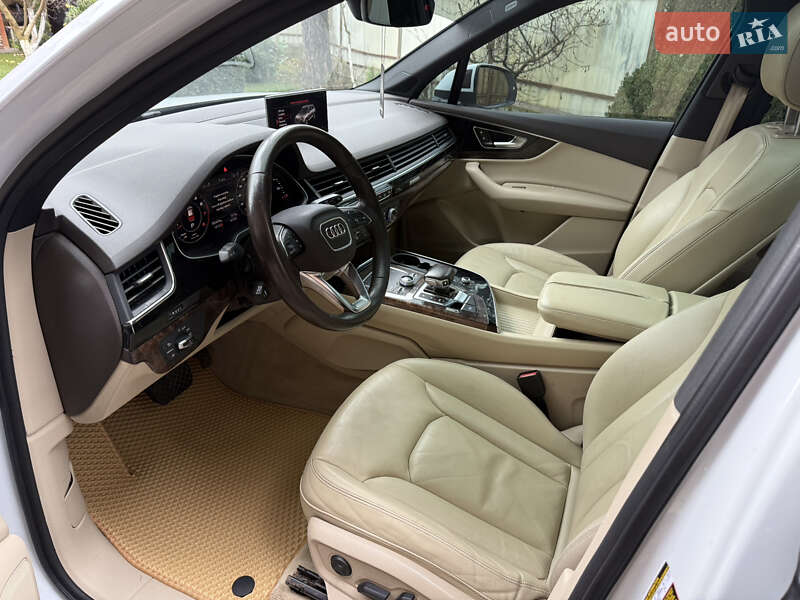 Внедорожник / Кроссовер Audi Q7 2017 в Львове фото 9 Внедорожник / Кроссовер Audi Q7 2017 в Львове