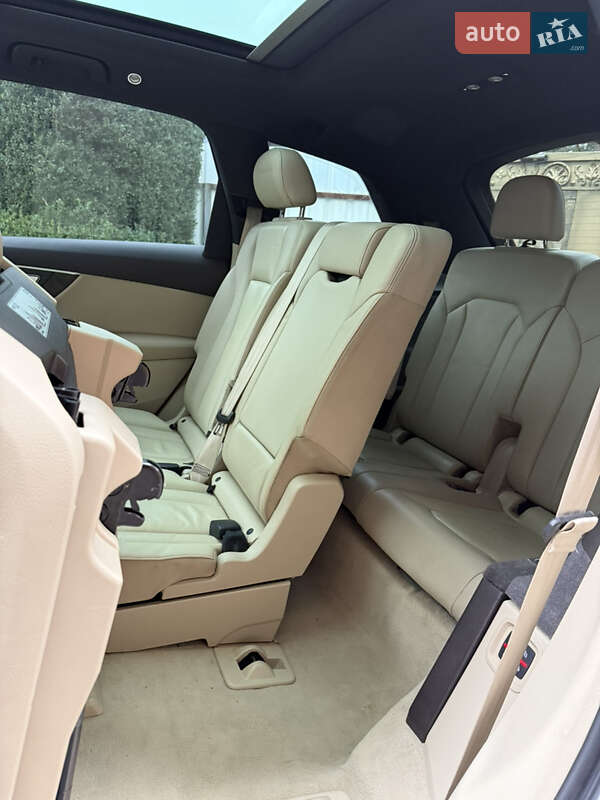 Внедорожник / Кроссовер Audi Q7 2017 в Львове фото 19 Внедорожник / Кроссовер Audi Q7 2017 в Львове