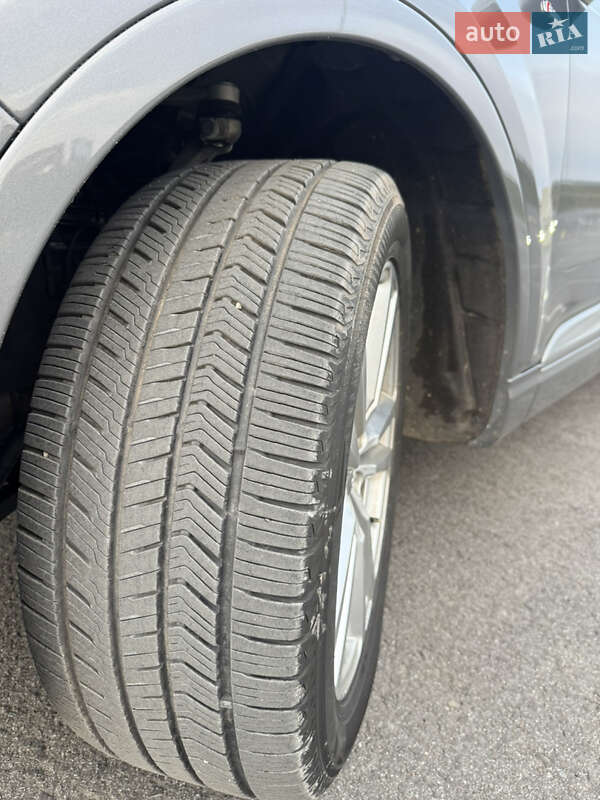 Внедорожник / Кроссовер Audi Q7 2017 в Львове