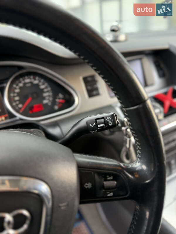 Внедорожник / Кроссовер Audi Q7 2006 в Новояворовске