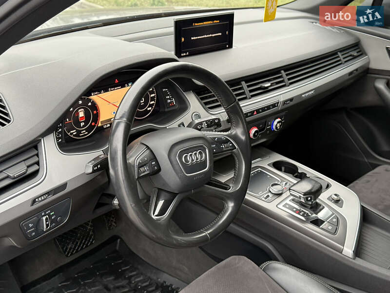 Внедорожник / Кроссовер Audi Q7 2016 в Виннице