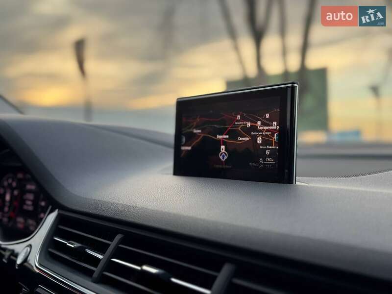 Внедорожник / Кроссовер Audi Q7 2017 в Львове