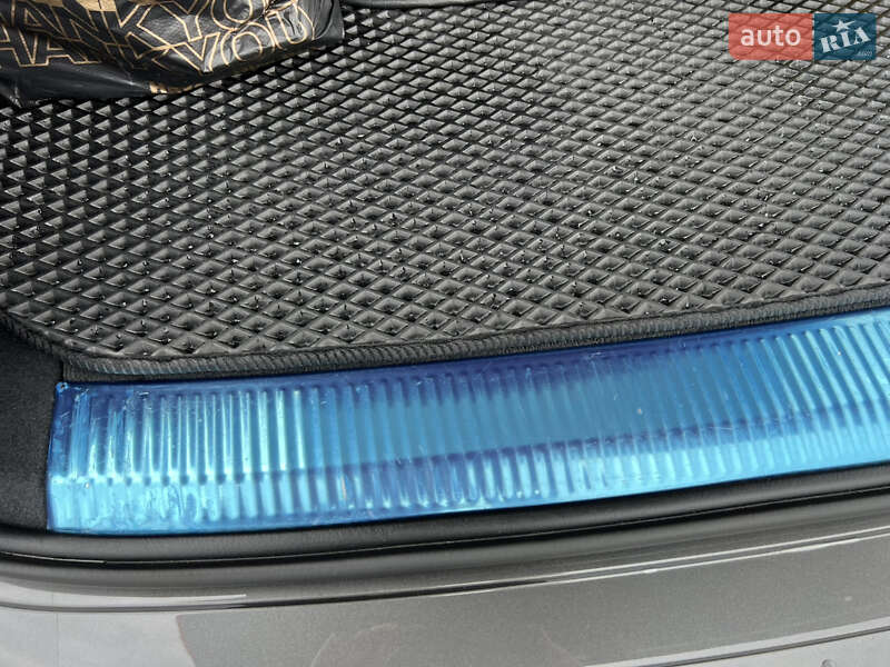 Внедорожник / Кроссовер Audi Q7 2019 в Львове фото 28 Внедорожник / Кроссовер Audi Q7 2019 в Львове