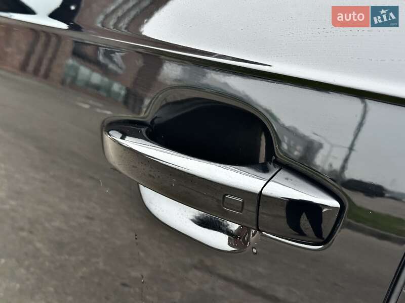 Внедорожник / Кроссовер Audi Q7 2016 в Киеве