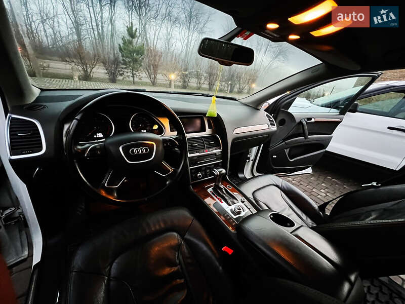 Внедорожник / Кроссовер Audi Q7 2013 в Тернополе