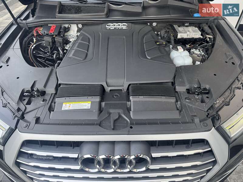 Внедорожник / Кроссовер Audi Q7 2018 в Киеве