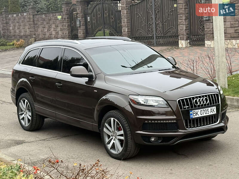 Внедорожник / Кроссовер Audi Q7 2010 в Ровно