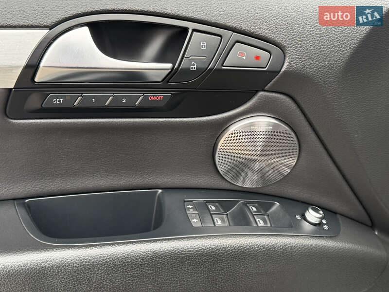 Внедорожник / Кроссовер Audi Q7 2010 в Ровно