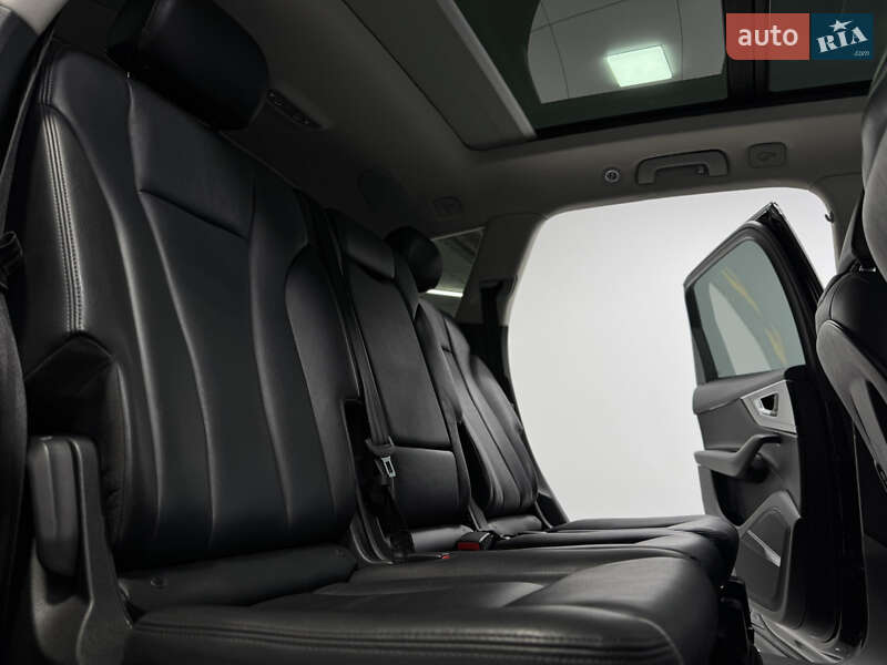 Внедорожник / Кроссовер Audi Q7 2019 в Одессе