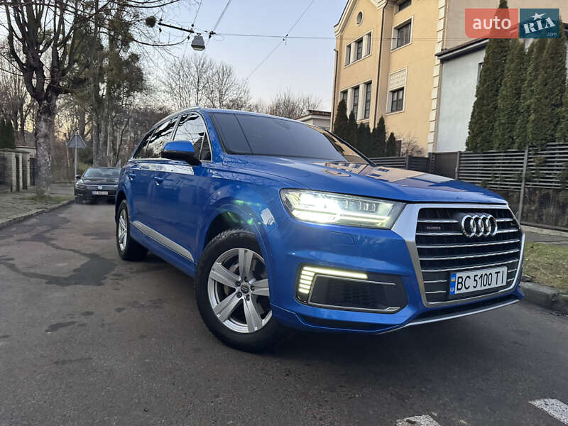 Внедорожник / Кроссовер Audi Q7 2015 в Львове