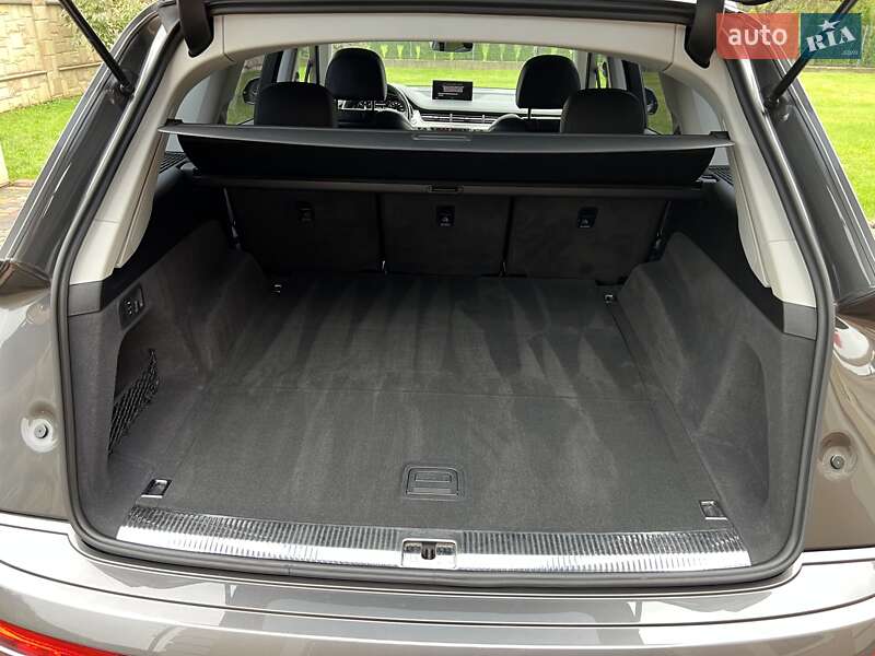 Внедорожник / Кроссовер Audi Q7 2019 в Коломые