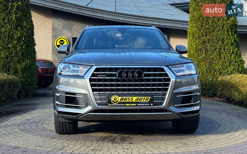 Внедорожник / Кроссовер Audi Q7 2017 в Львове