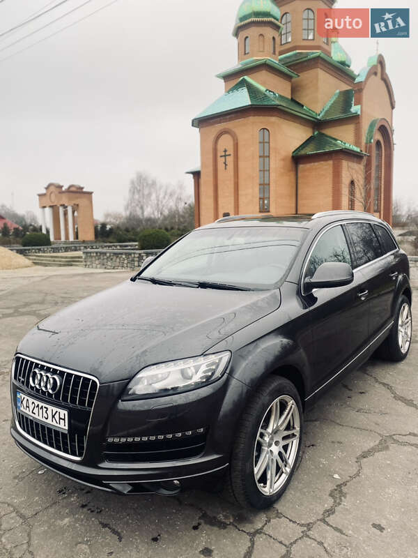 Внедорожник / Кроссовер Audi Q7 2009 в Киеве
