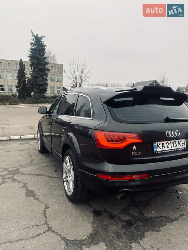 Внедорожник / Кроссовер Audi Q7 2009 в Киеве