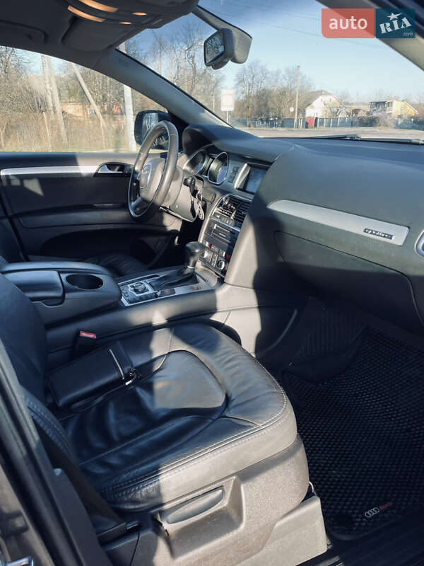 Внедорожник / Кроссовер Audi Q7 2009 в Киеве