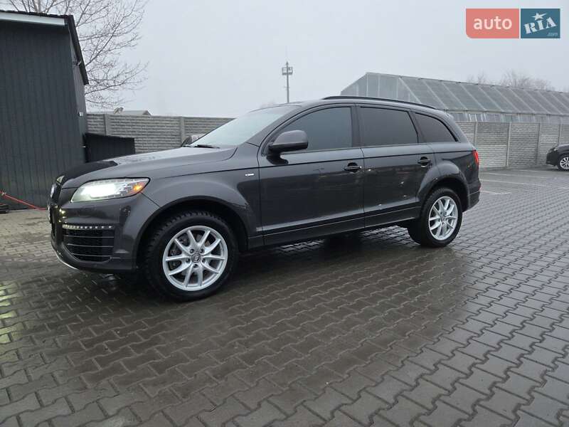 Внедорожник / Кроссовер Audi Q7 2014 в Виннице