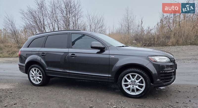 Внедорожник / Кроссовер Audi Q7 2014 в Виннице
