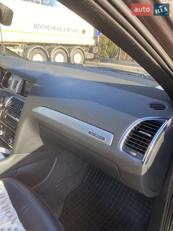 Внедорожник / Кроссовер Audi Q7 2014 в Виннице