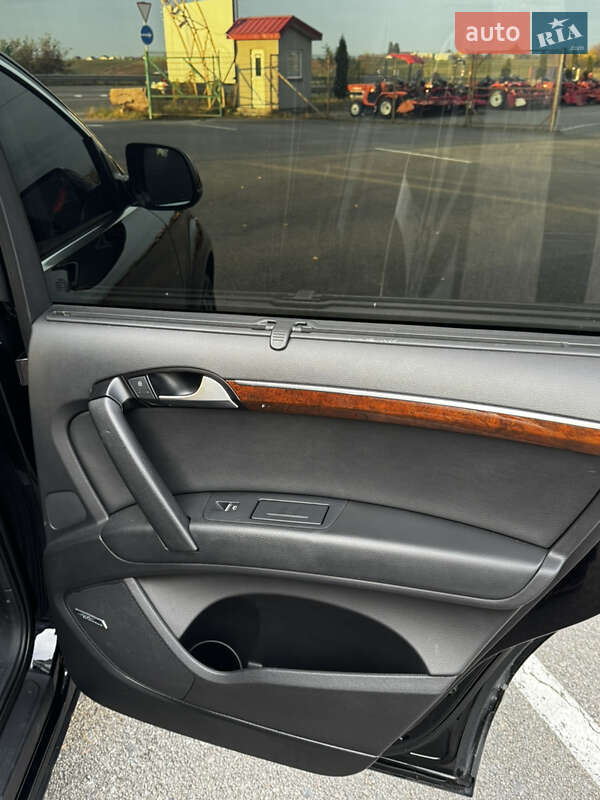 Внедорожник / Кроссовер Audi Q7 2013 в Ровно фото 42 Внедорожник / Кроссовер Audi Q7 2013 в Ровно