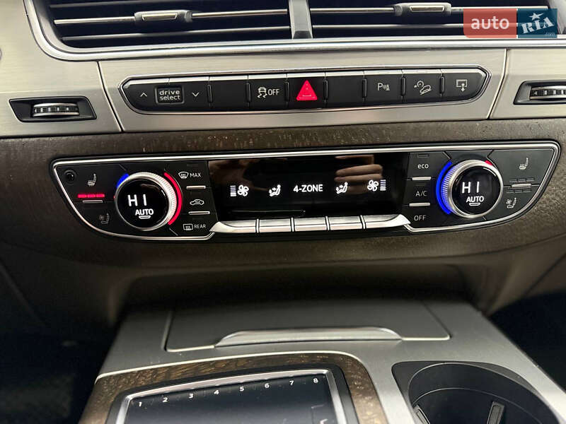 Внедорожник / Кроссовер Audi Q7 2016 в Киеве фото 26 Внедорожник / Кроссовер Audi Q7 2016 в Киеве