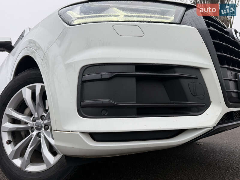 Внедорожник / Кроссовер Audi Q7 2016 в Кривом Роге