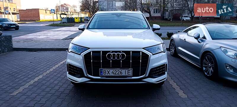 Внедорожник / Кроссовер Audi Q7 2020 в Хмельницком