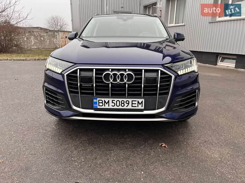 Внедорожник / Кроссовер Audi Q7 2020 в Сумах
