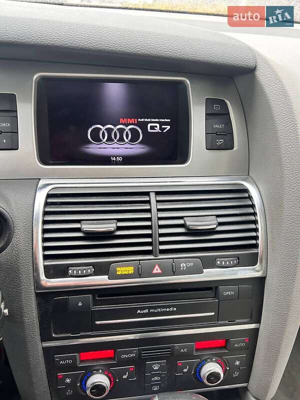 Внедорожник / Кроссовер Audi Q7 2012 в Ровно