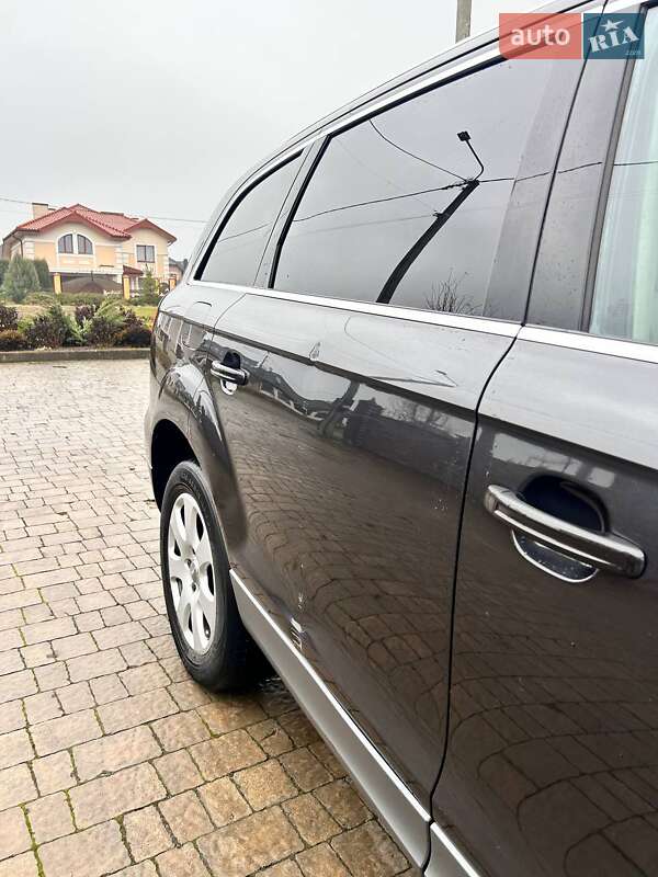 Внедорожник / Кроссовер Audi Q7 2012 в Ровно